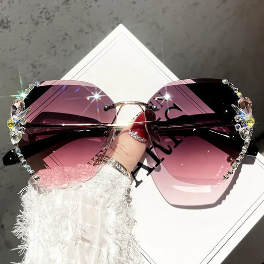 "2025 Luxury Vintage Rimless Rhinestone Sunglasses for Women – Fashion Gradient Lens Sun Glasses Shades"