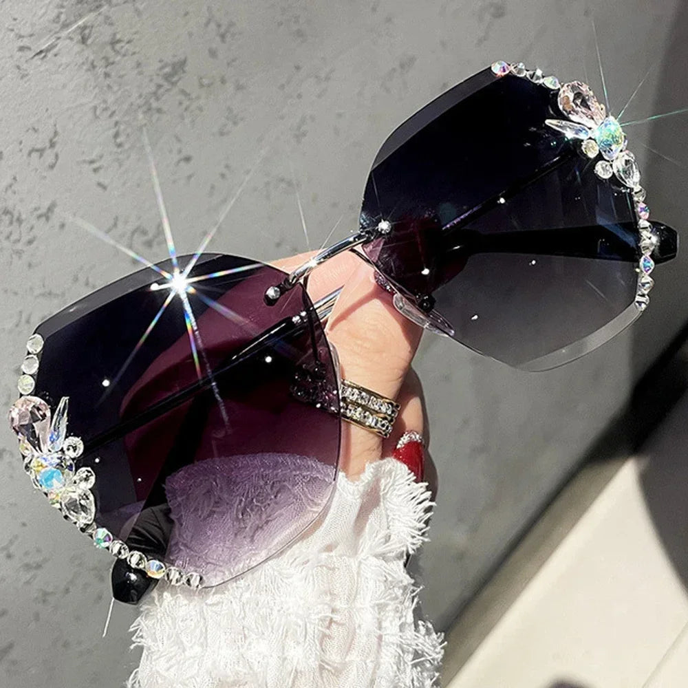 "2025 Luxury Vintage Rimless Rhinestone Sunglasses for Women – Fashion Gradient Lens Sun Glasses Shades"